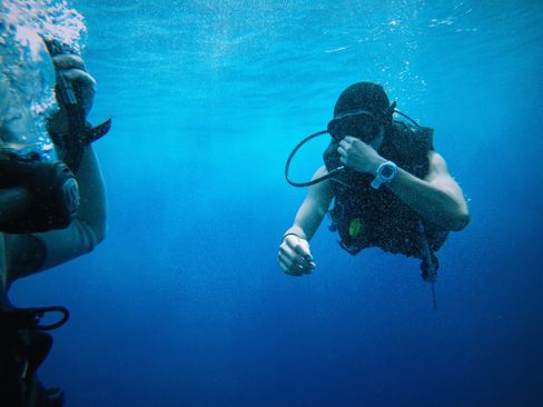 Important humble advices when scuba diving for beginners you have to know and realise